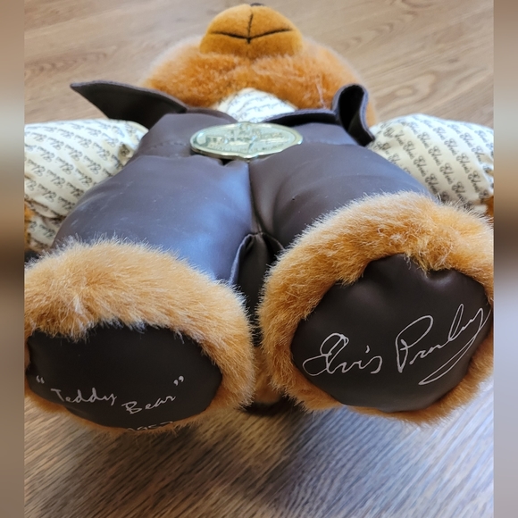 Elvis Presley Sings Teddy Bear 1994 Collector Series - Picture 4 of 4